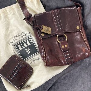 RARE Frye Roxanne Magazine Crossbody and Wallet in Dark Brown